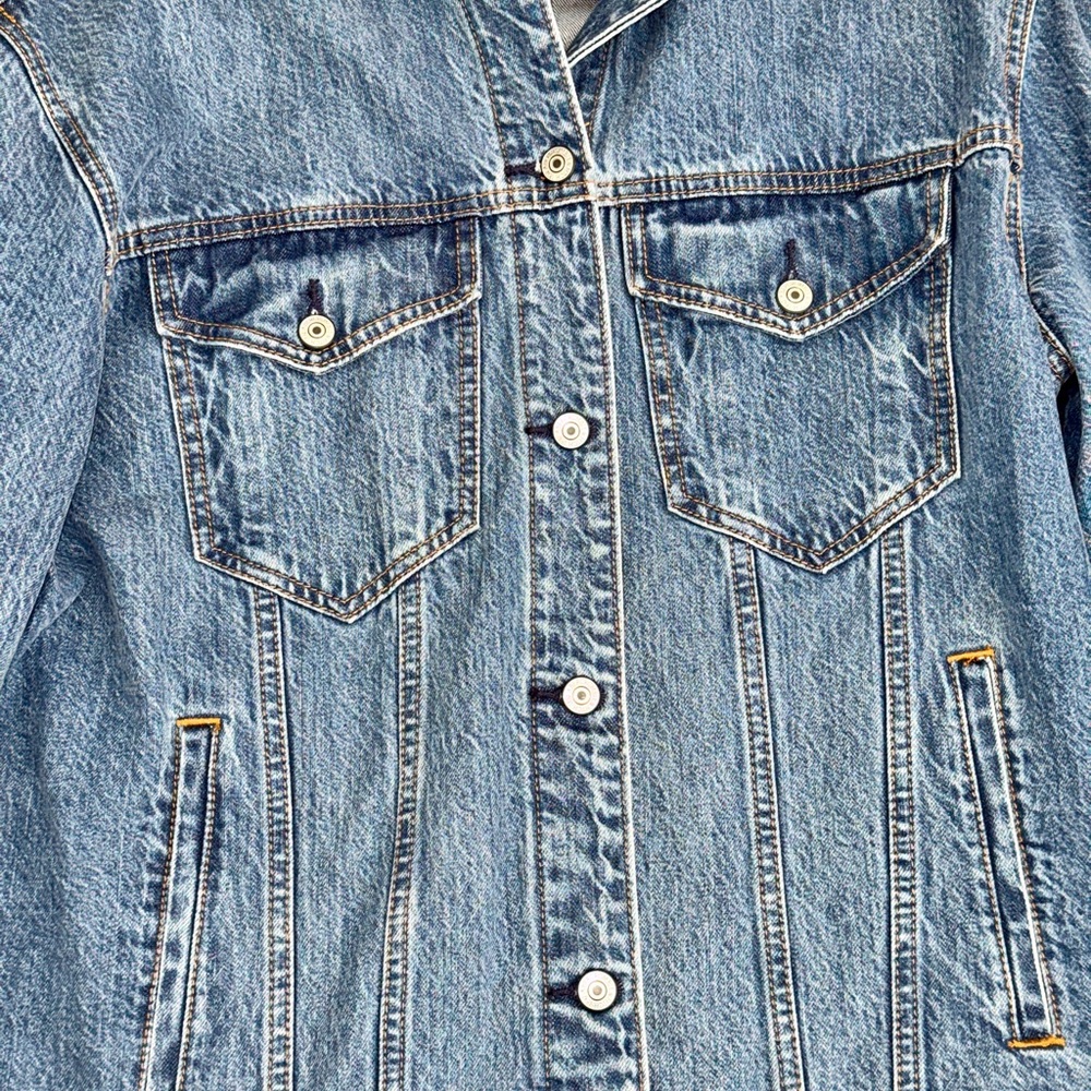 Abercrombie Women’s Oversized Blue Denim Jacket- Size Medium - Picture 16 of 16